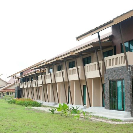 Hotel Felda Residence Tanjung Leman Jemaluang Ngoại thất bức ảnh